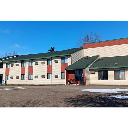 Scotwood Motel By Oyo Washburn Nd Exterior photo