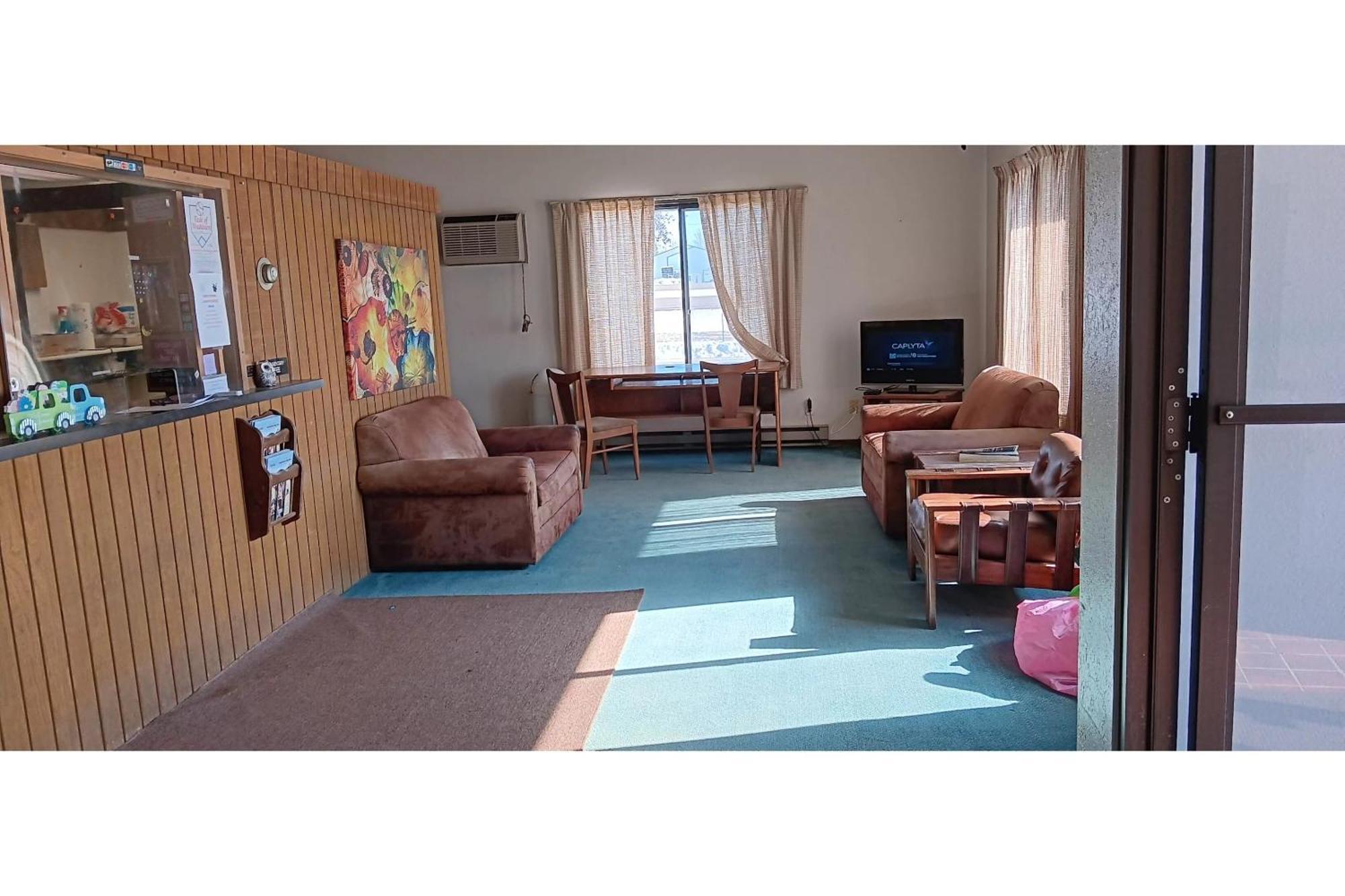 Scotwood Motel By Oyo Washburn Nd Exterior photo